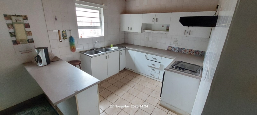 4 Bedroom Property for Sale in C Place Eastern Cape
